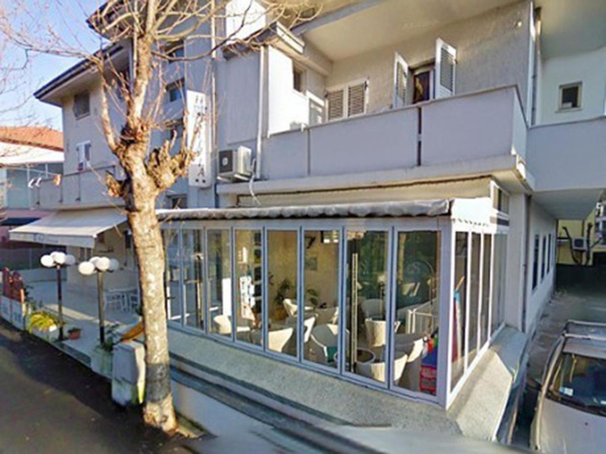 Hotel Silvia Viserbella di Rimini Exteriér fotografie